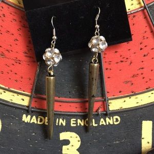 Gold and rhinestones ✨ dangle earrings